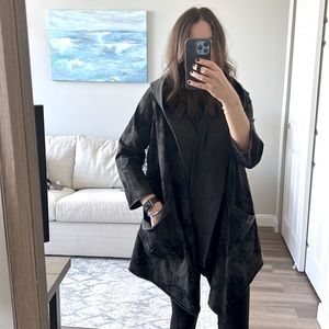 Lululemon- limited edition wanderlust sweater